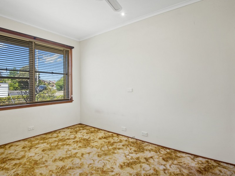 24 Winstanley Rd, Thomson VIC 3219