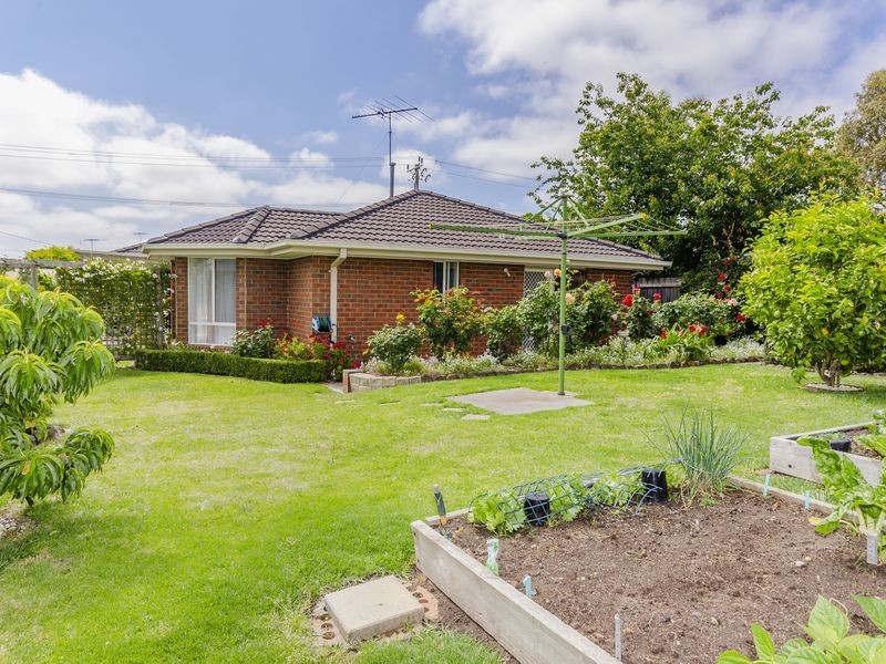 18 Barringup Avenue, Clifton Springs VIC 3222
