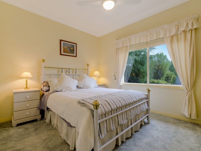 10 Carawatha Avenue, Clifton Springs VIC 3222