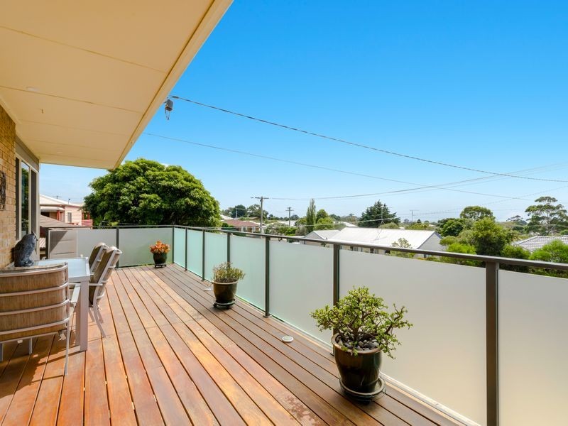 10 Carawatha Avenue, Clifton Springs VIC 3222