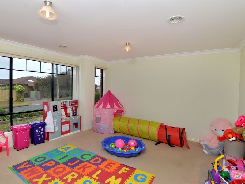 68 Parrakoola Drive, Clifton Springs VIC 3222
