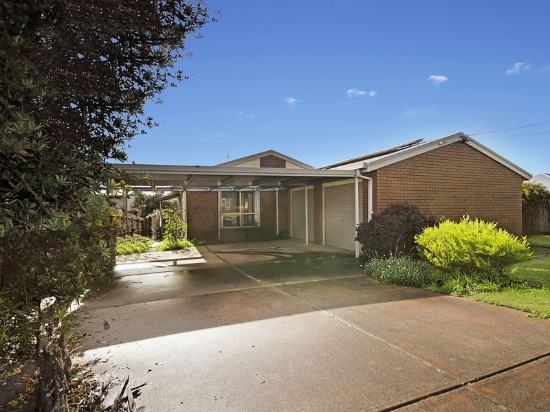 15 Parrakoola Drive, Clifton Springs VIC 3222