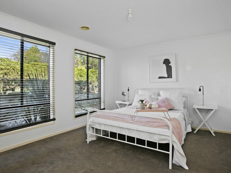 10 Glengarry Court, Drysdale VIC 3222