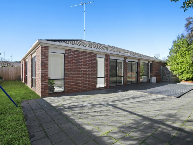 10 Glengarry Court, Drysdale VIC 3222