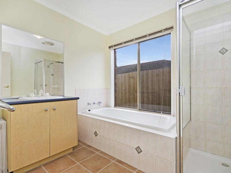 6 Kalimna Court, Clifton Springs VIC 3222
