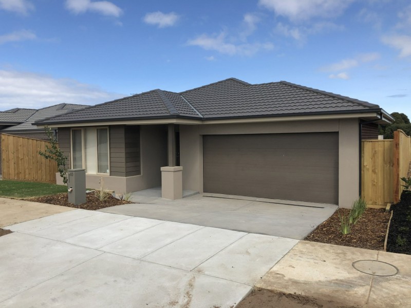 40 Newfields Drive, Drysdale VIC 3222