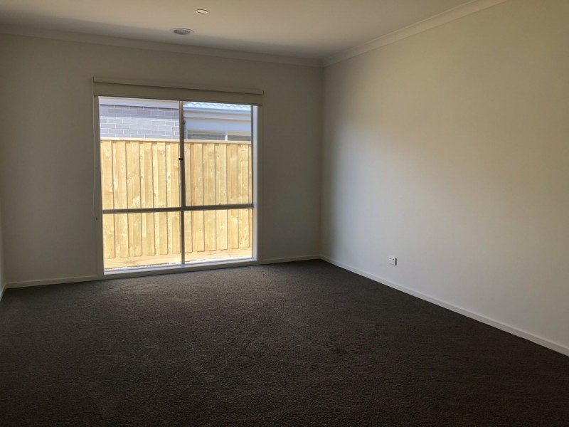 40 Newfields Drive, Drysdale VIC 3222