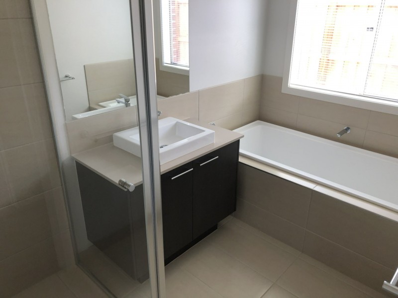 40 Newfields Drive, Drysdale VIC 3222