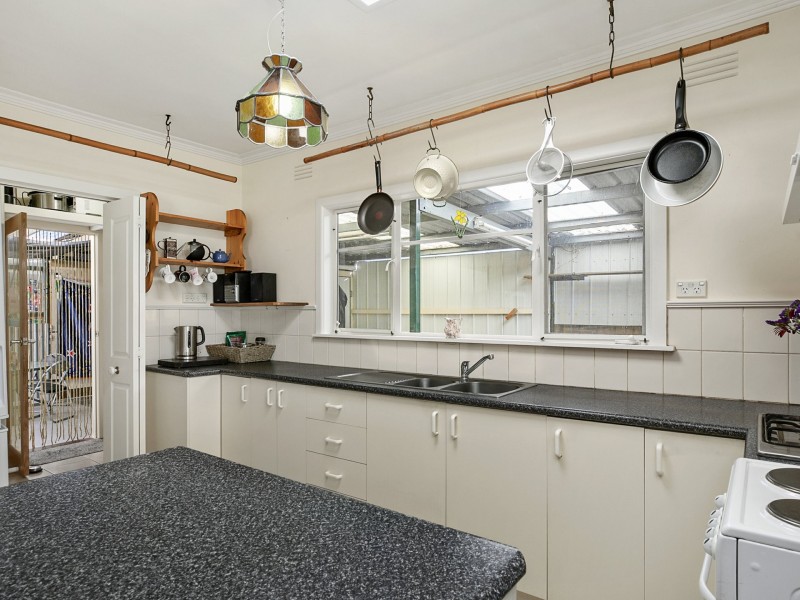 10 Anzac Avenue, Leopold VIC 3224