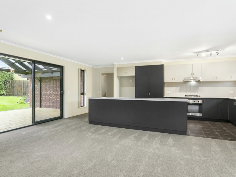 3-4 Sanctuary Cove, Clifton Springs VIC 3222