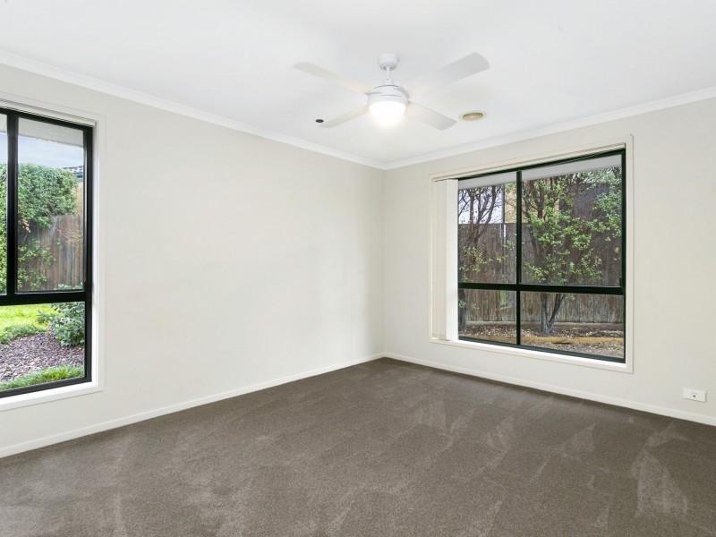 3-4 Sanctuary Cove, Clifton Springs VIC 3222