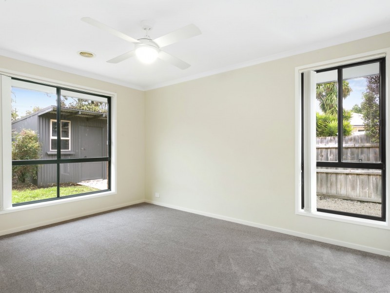 3-4 Sanctuary Cove, Clifton Springs VIC 3222