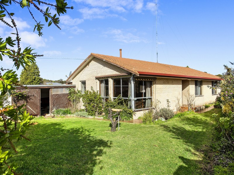 43 Dundundra Drv, Clifton Springs VIC 3222