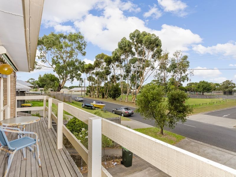 27 Bennett Street, Drysdale VIC 3222