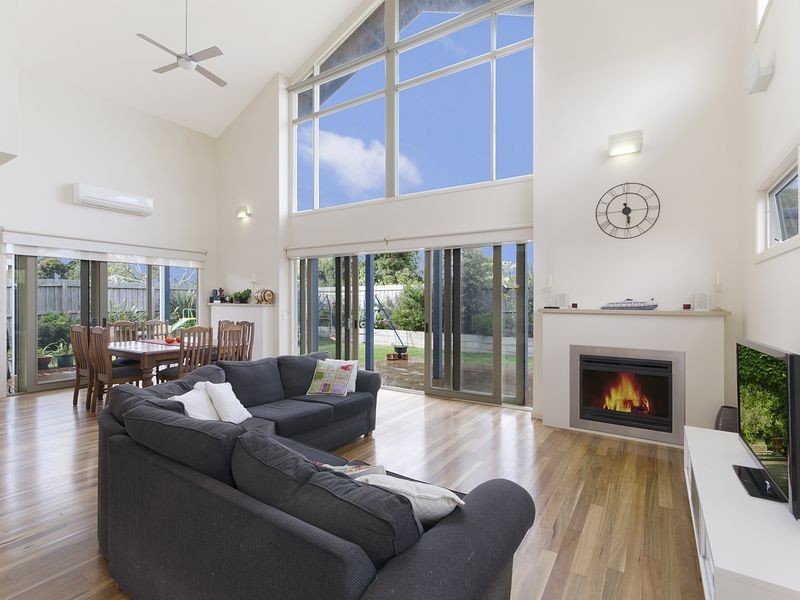 39 Beachside Crescent, Indented Head VIC 3223