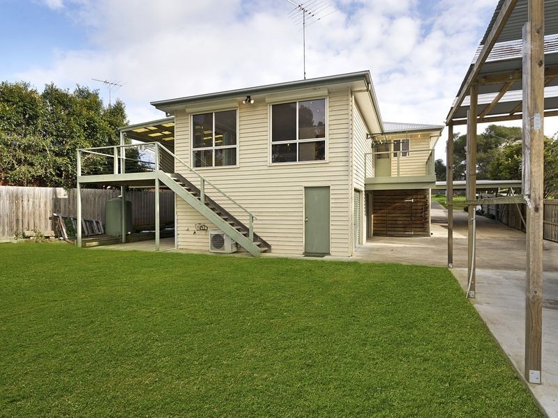 11 De Burgh Road, Drysdale VIC 3222