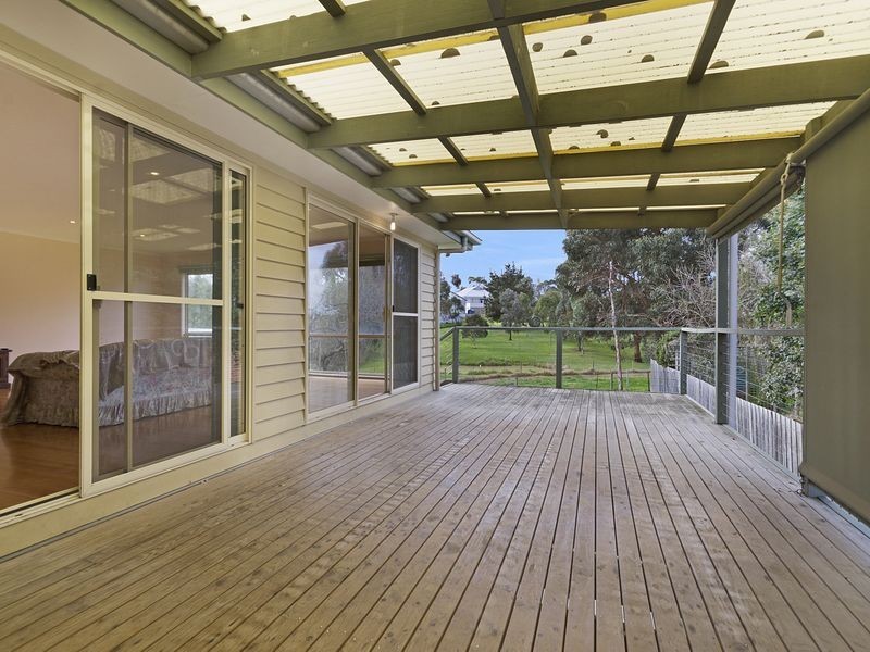 11 De Burgh Road, Drysdale VIC 3222