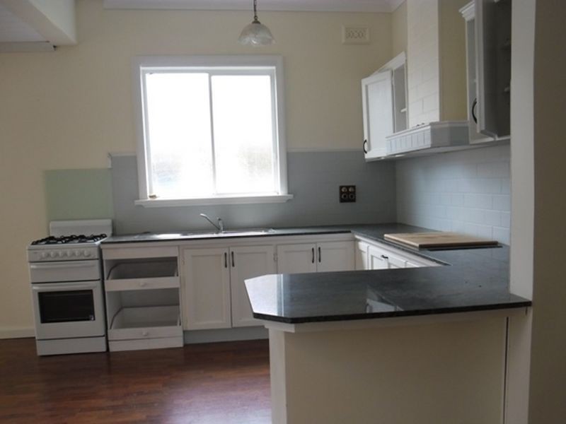 6 Gumarooka Avenue, Clifton Springs VIC 3222