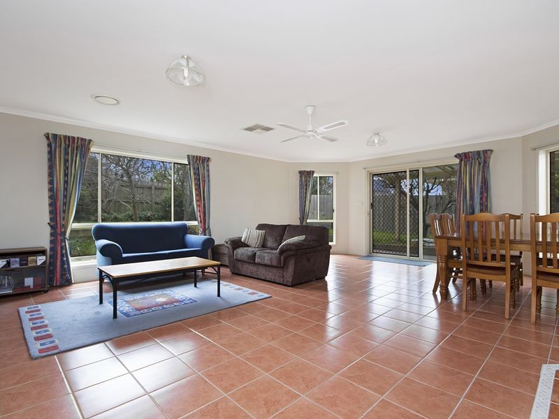 11 Nash Avenue, Drysdale VIC 3222