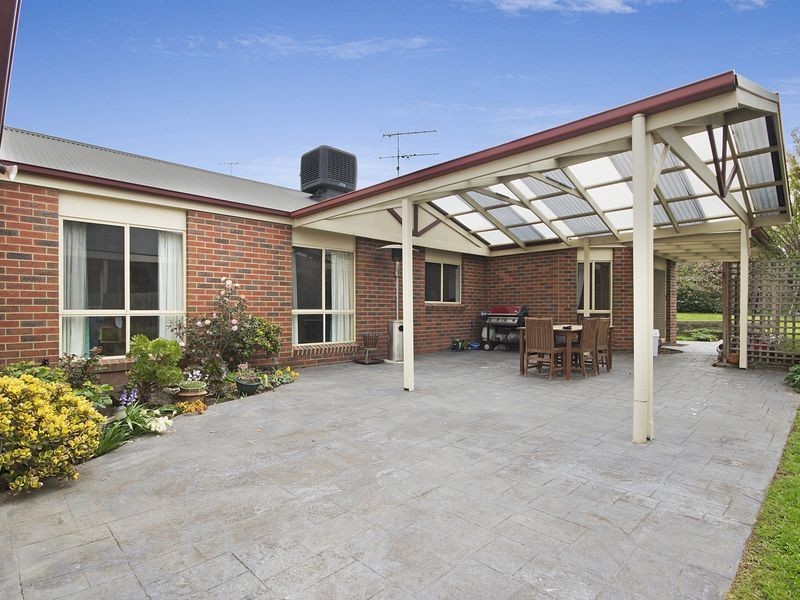 11 Nash Avenue, Drysdale VIC 3222