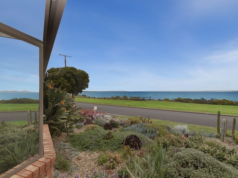 28 Edgewater Drive, Clifton Springs VIC 3222