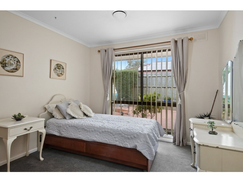15 Leawarra Way, Clifton Springs VIC 3222