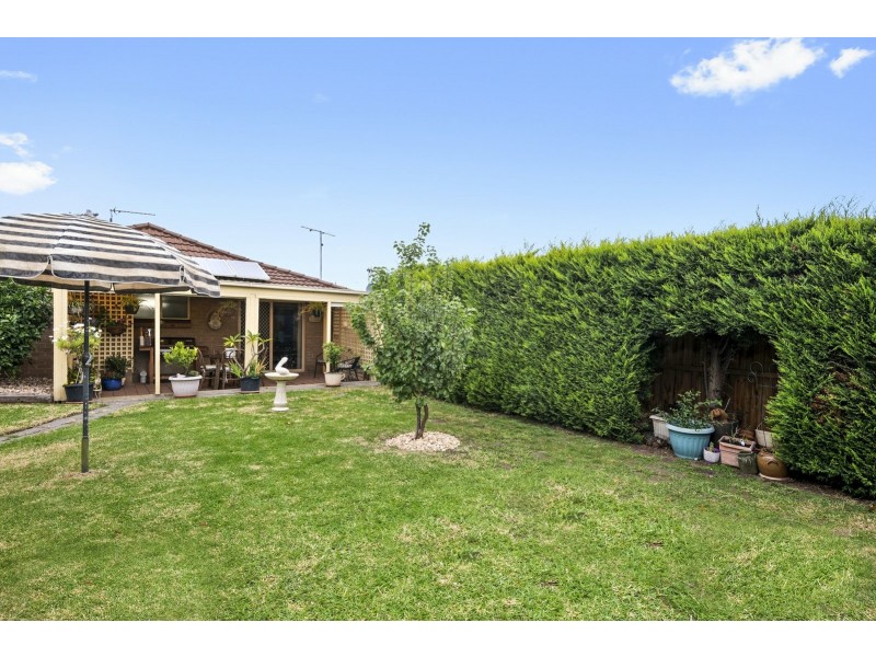 15 Leawarra Way, Clifton Springs VIC 3222
