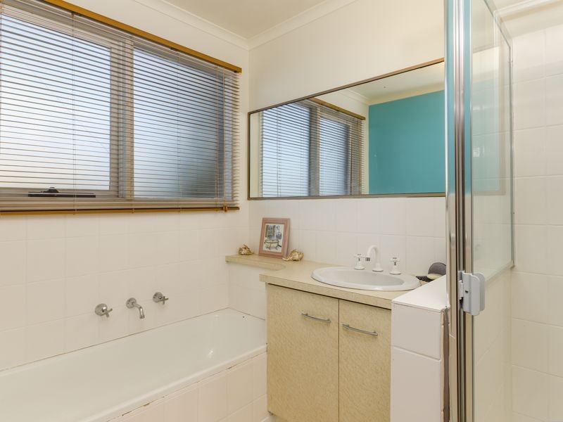 5 Boonderabbi Drive, Clifton Springs VIC 3222