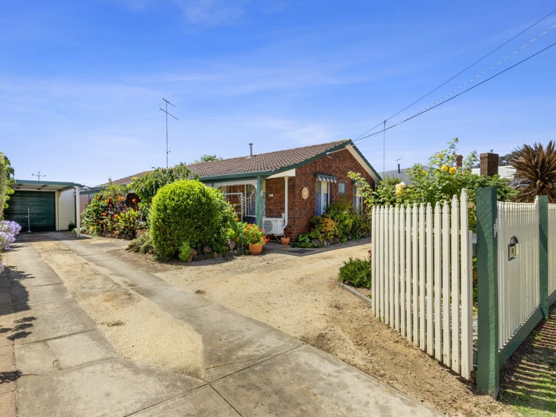 11 St Albans Street, St Albans Park VIC 3219