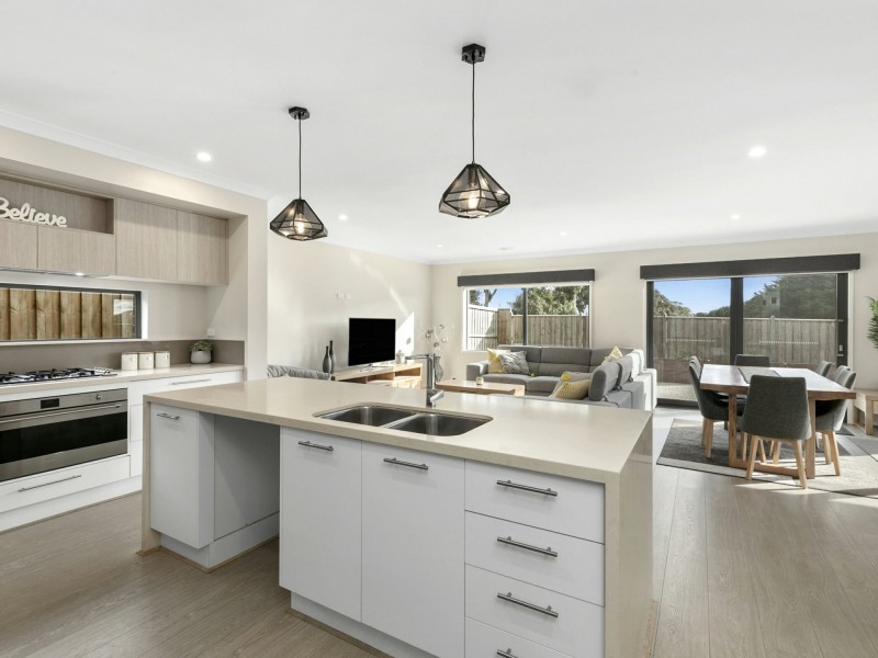 37 Pierview Drive, Curlewis VIC 3222
