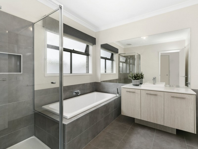 37 Pierview Drive, Curlewis VIC 3222