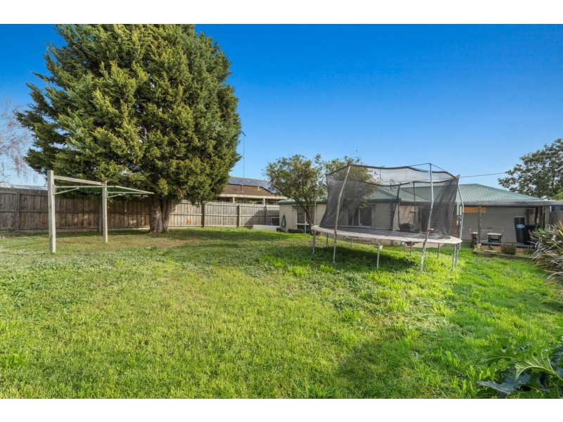 19 Lacoora Avenue, Clifton Springs VIC 3222
