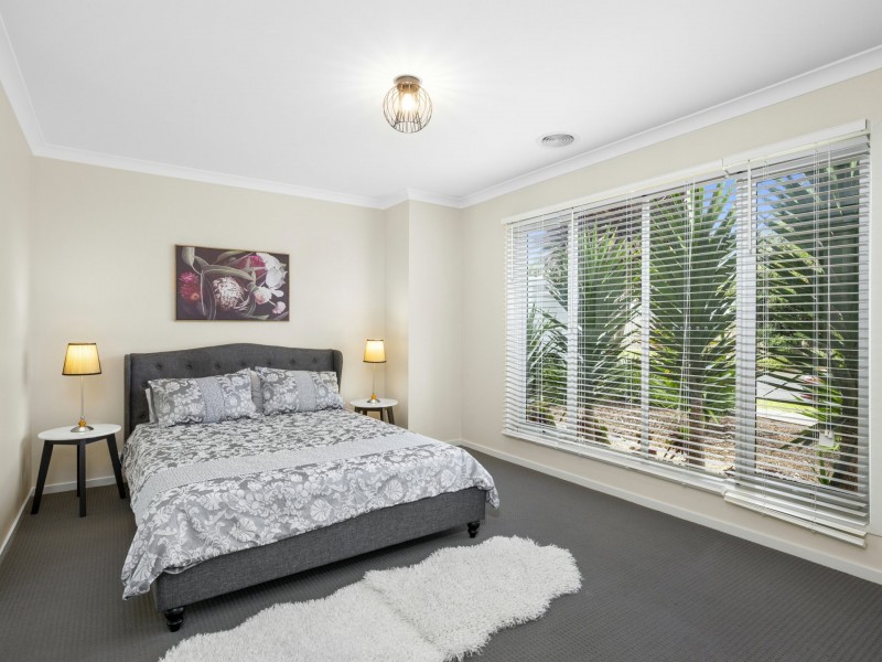 13 Anstead Avenue, Curlewis VIC 3222