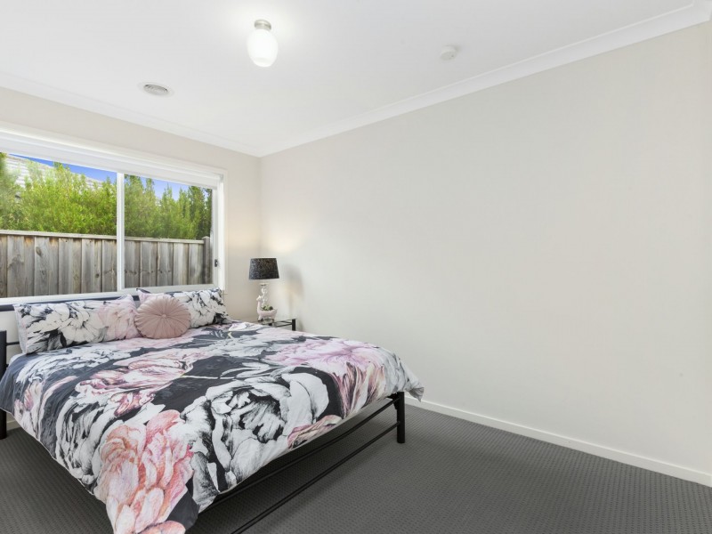 13 Anstead Avenue, Curlewis VIC 3222