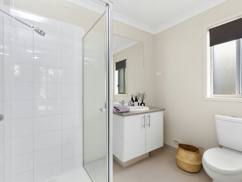 13 Anstead Avenue, Curlewis VIC 3222