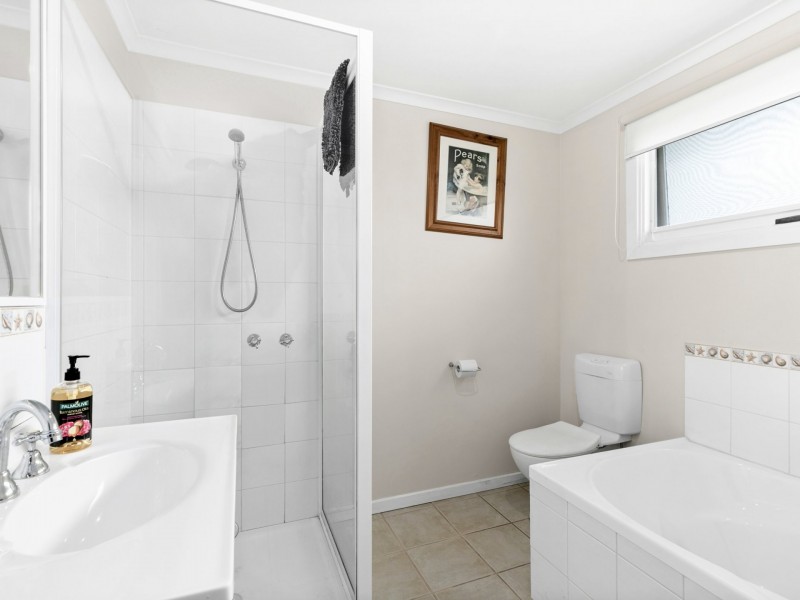 112 Bay Shore Avenue, Clifton Springs VIC 3222