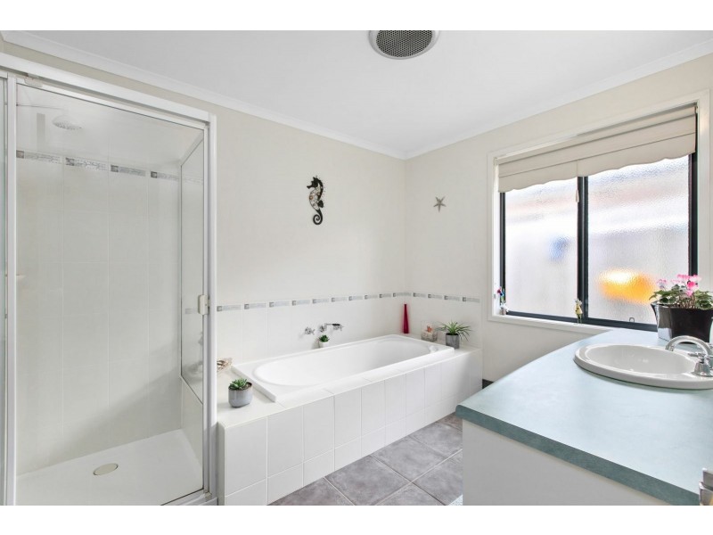 7 Glengarry Court, Drysdale VIC 3222