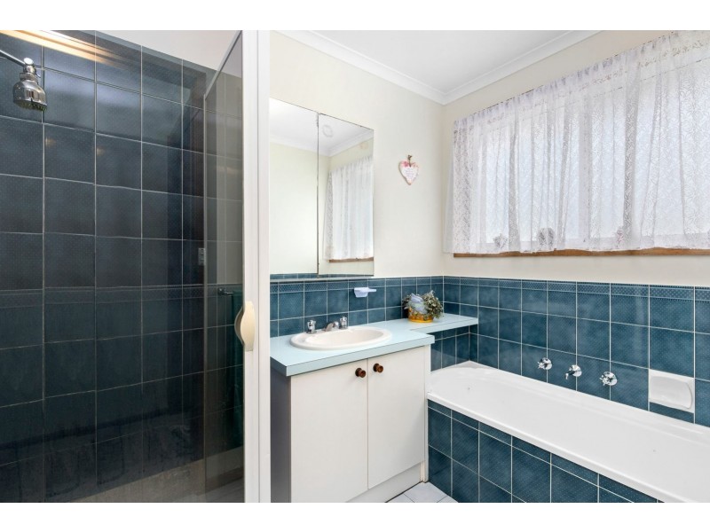 38 Gumbowie Avenue, Clifton Springs VIC 3222