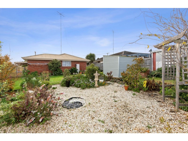 38 Gumbowie Avenue, Clifton Springs VIC 3222