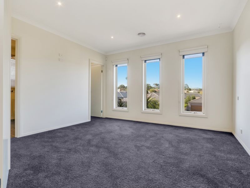 16 The Glen, Drysdale VIC 3222