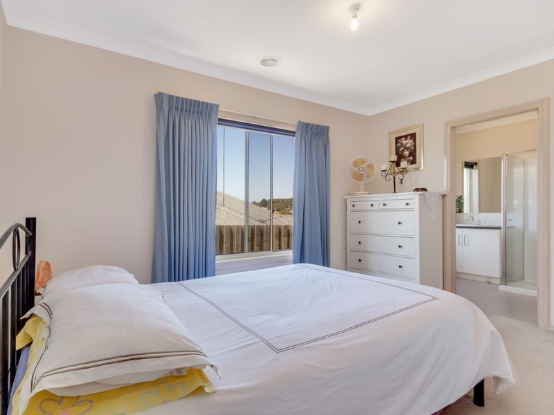 2/68 Newcombe Street, Drysdale VIC 3222