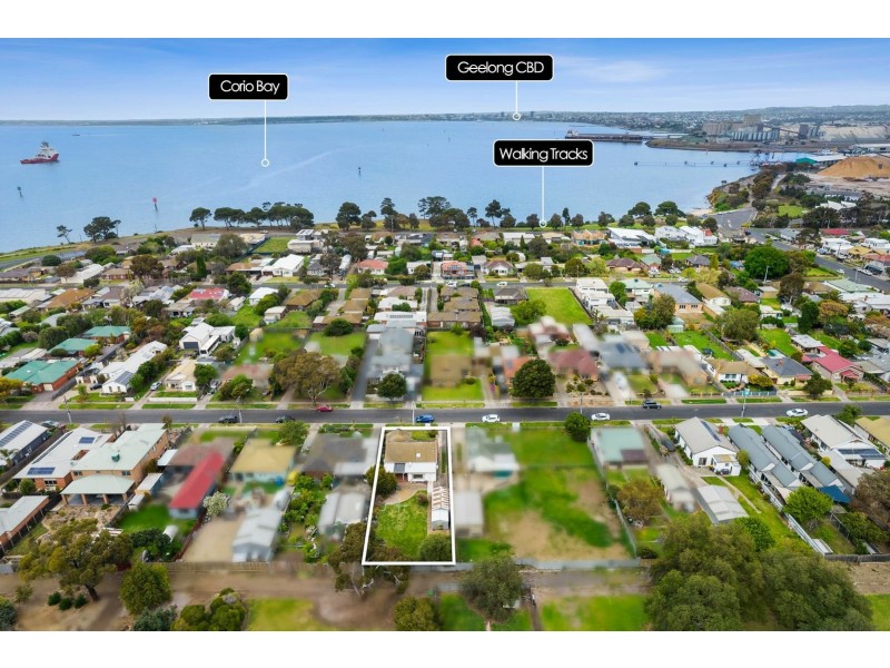 15 Myrtle Grove, North Shore VIC 3214