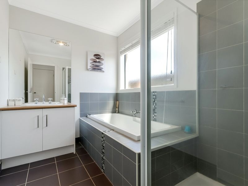 14 Narawi Avenue, Clifton Springs VIC 3222