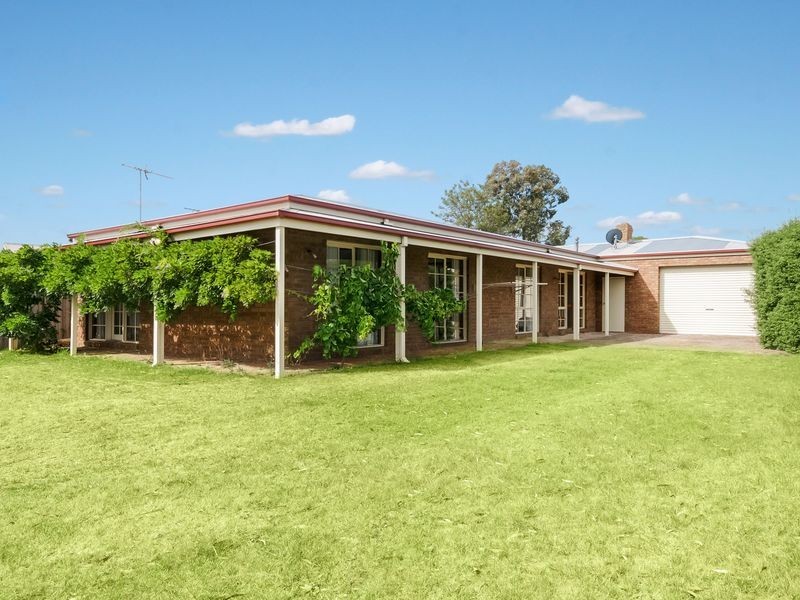 30 Bunganowee Drive, Clifton Springs VIC 3222