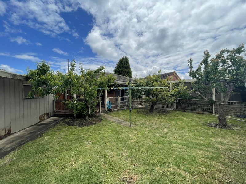 45 Mercury Crescent, Newcomb VIC 3219