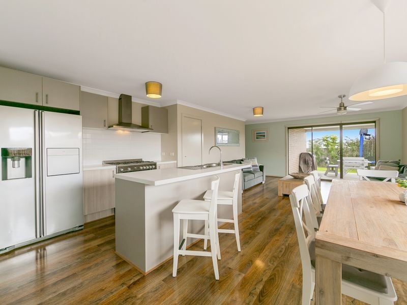 21 Anstead Avenue, Curlewis VIC 3222