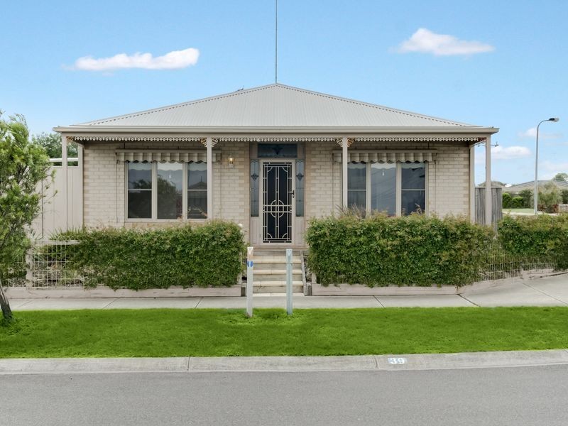 39 Warrawee Road, Leopold VIC 3224