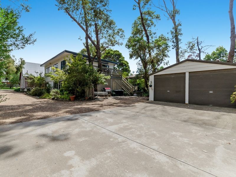 2/5 Cliff Street, St Leonards VIC 3223