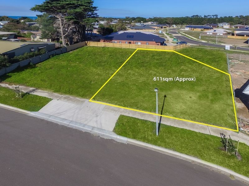 9 Peter Street, Indented Head VIC 3223