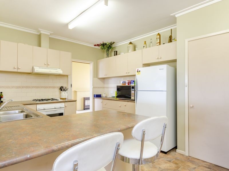 8 Elgin Street, Drysdale VIC 3222